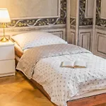 Prague Bliss Apartment - Lesser Town Charm