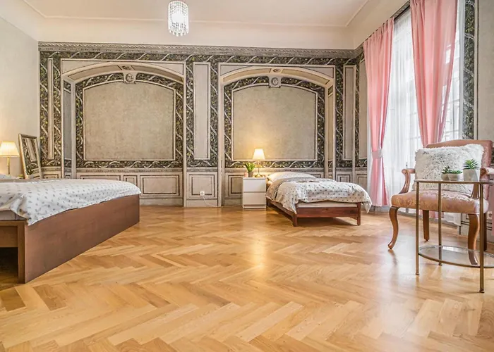 Prague Bliss Apartment - Lesser Town Charm
