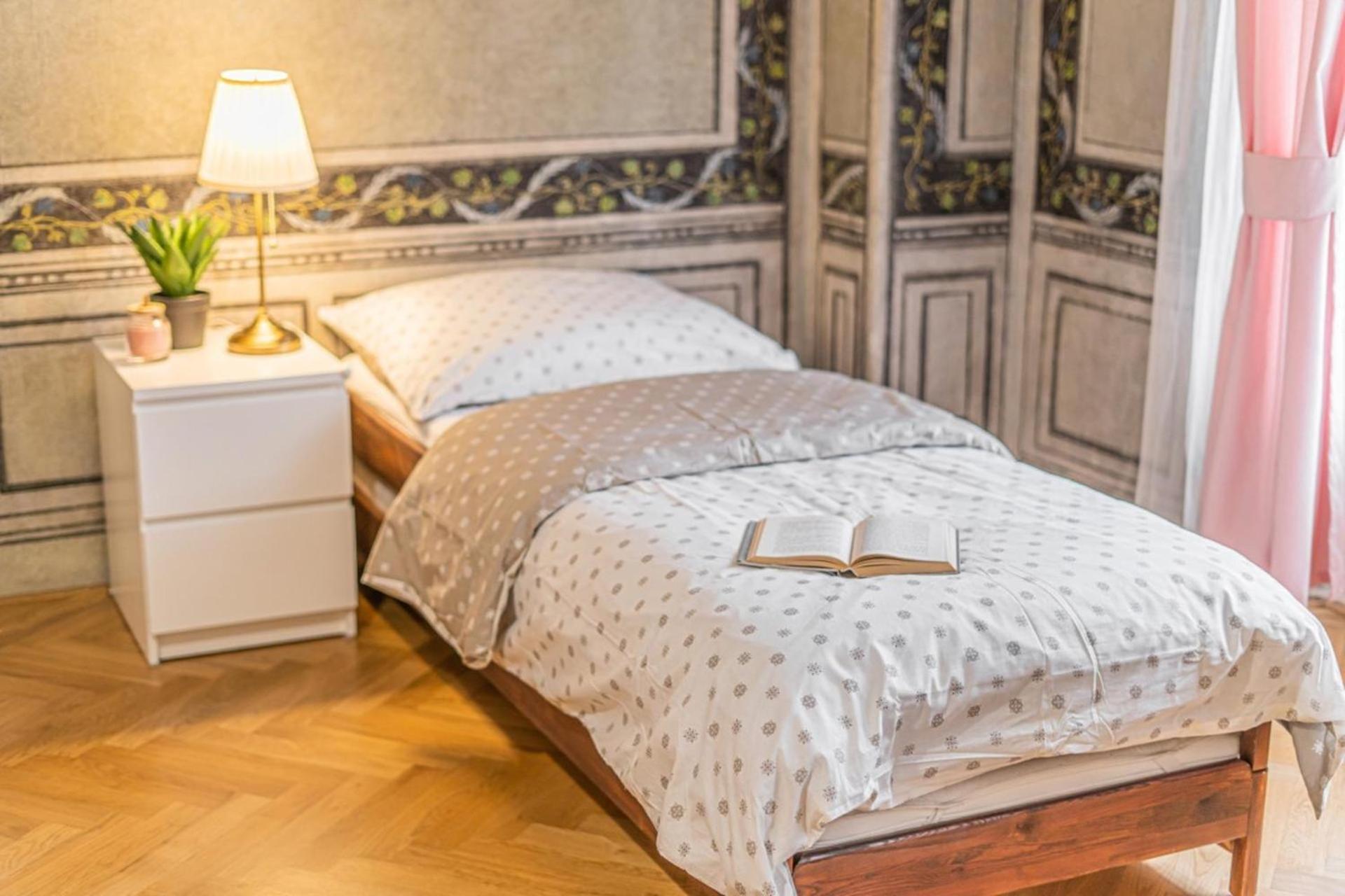 Bliss - Lesser Town Charm Apartment